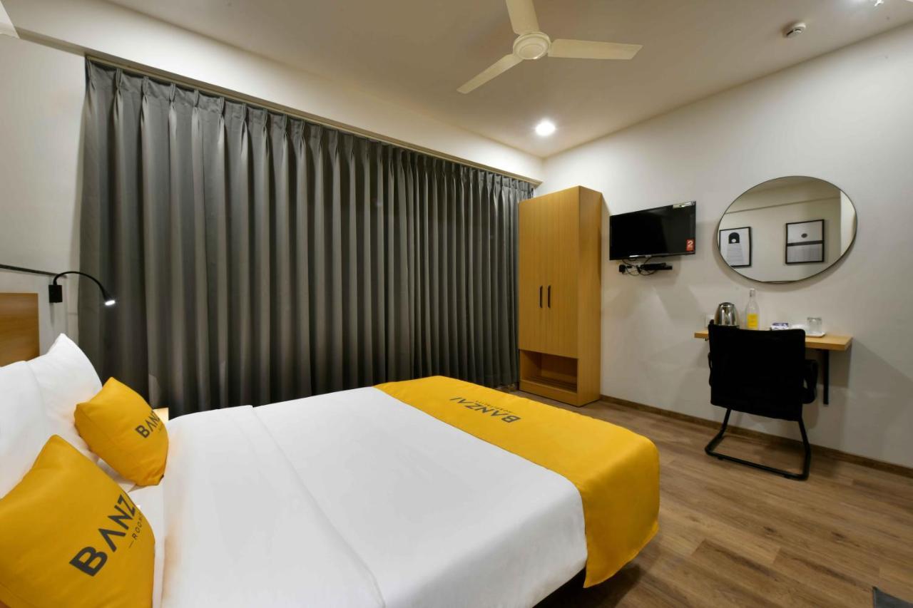 Banzai Rooms Nashik Extérieur photo