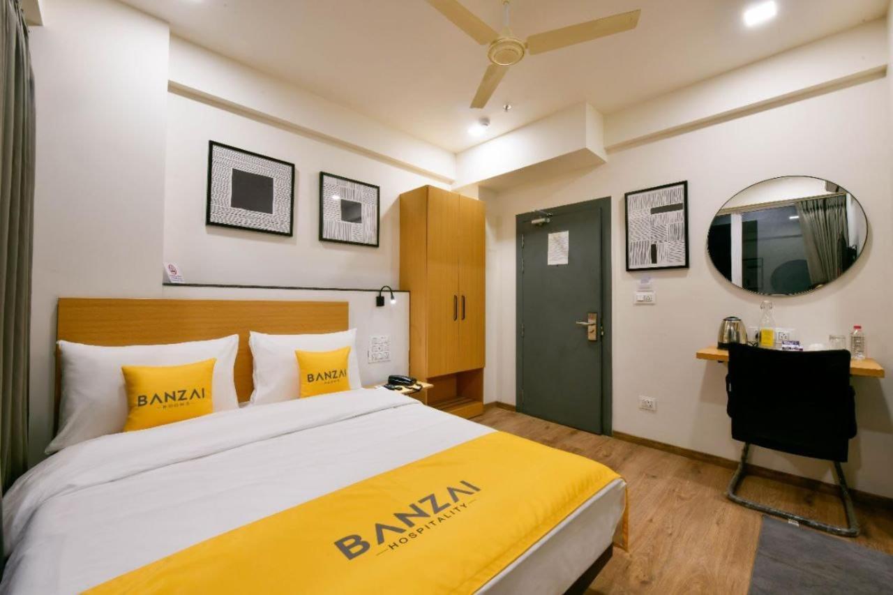 Banzai Rooms Nashik Extérieur photo