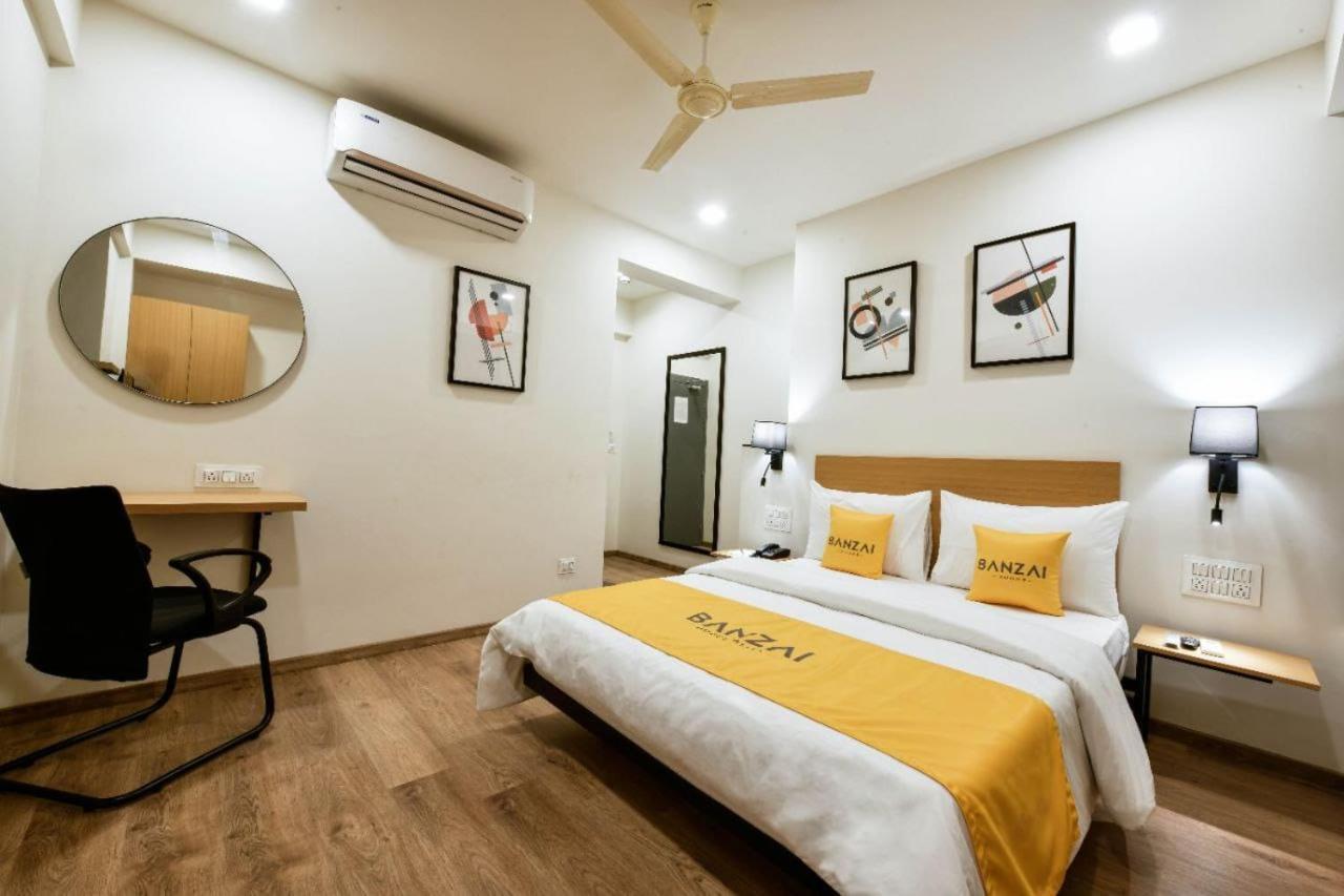 Banzai Rooms Nashik Extérieur photo
